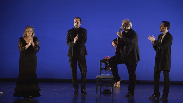 Tic Tac Toe. Compañía Juan Carlos Avecilla tic-tac-toe-compania-juan-carlos-avecilla